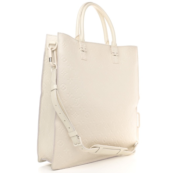 LOUIS VUITTON  Taurillon Monogram Sac Plat Powder White - Picture 1 of 7
